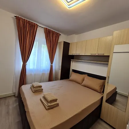 Apartment Romanescu One *
